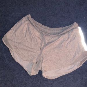 Lululemon Hotty Hot Short